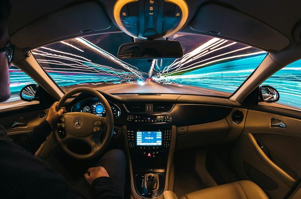 Comment les nouvelles technologies de capteurs LiDAR améliorent-elles la précision de la conduite autonome?
